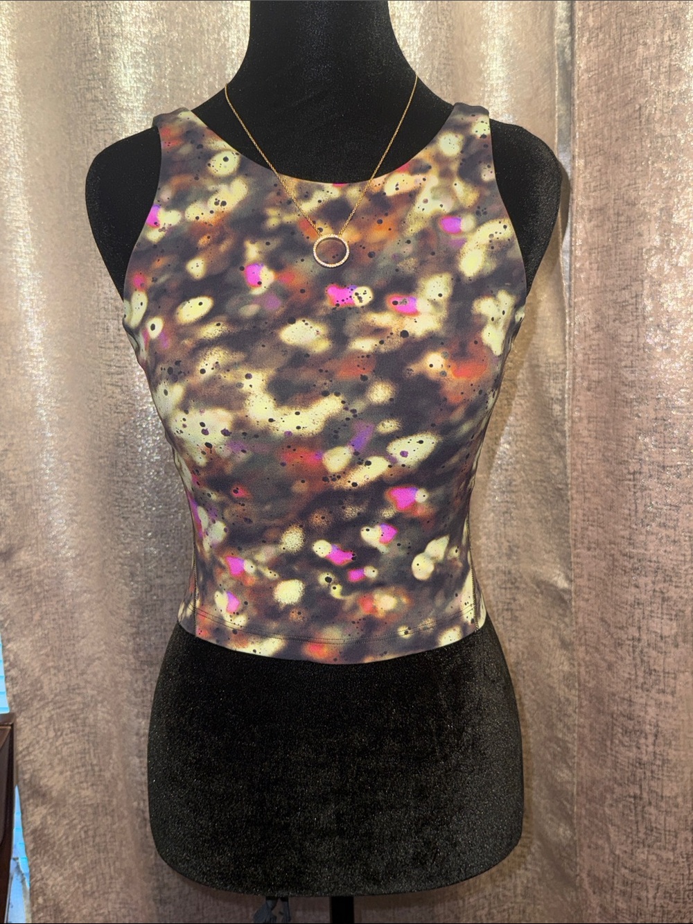 lululemon athletica Multicolor Abstract Sleeveless Crop Tank